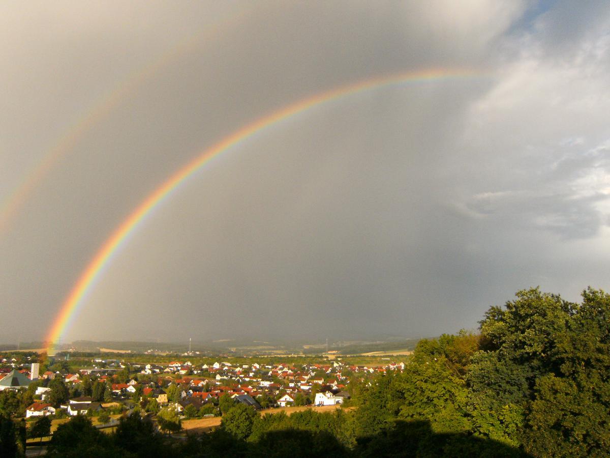 Der Florenberg - Gipfel Fuer Geniesser Кюнцелль Екстер'єр фото